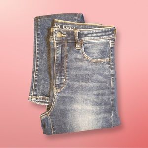 AMERICAN EAGLE JEANS. 8L.
